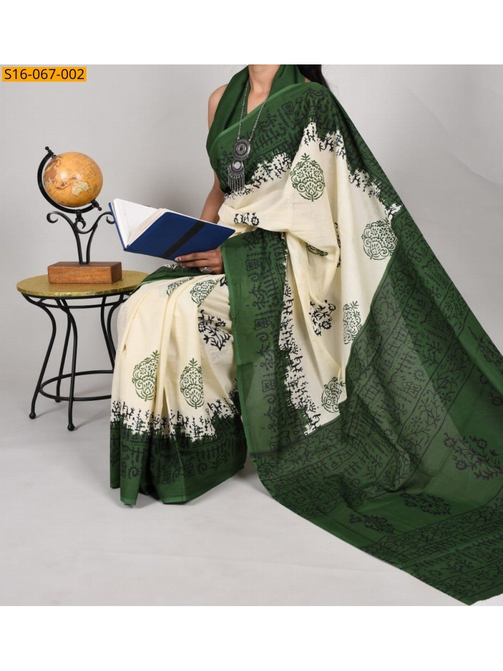 Off White and Green Cotton Mulmul Saree - Image 2